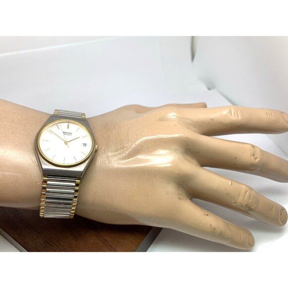 Seiko Men's Watch 6432-7019 Vintage Quartz Silver Dial Date Two Tone Steel 33mm - Picture 5 of 14